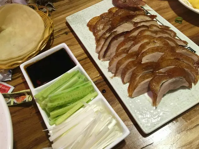 高級なはずなのに、身近に食べられる北京ダック【中国】