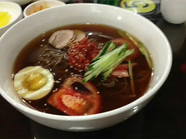 中国で食べる韓国風冷麺のお味は？！【中国】
