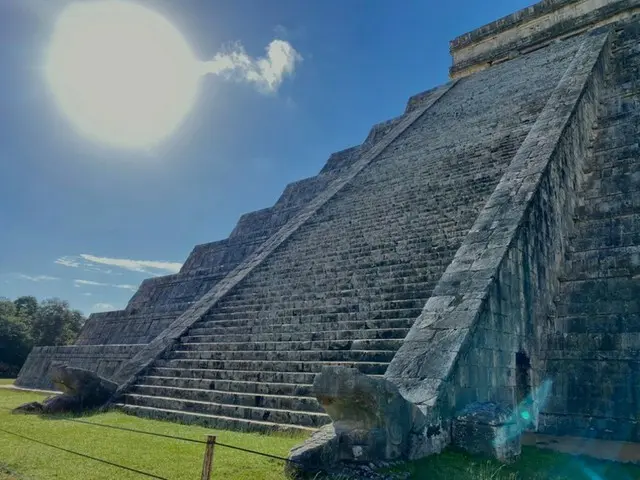 世界遺産ピラミッドChichen Itza (チチェン イッツァ)【メキシコ】