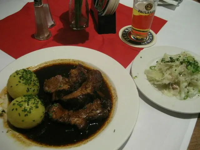ドイツ、ミュンヘン:ビールメーカー直営のブラスリーでお腹満足【ドイツ】