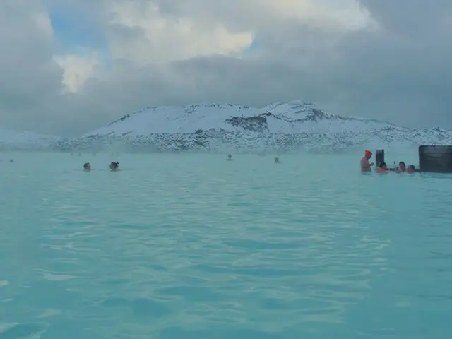 世界一大きな温泉ブルーラグーン【アイスランド】