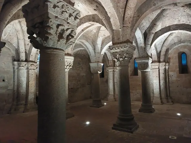 アックアペンデンテに残る有名な地下礼拝堂（クリプタ）【イタリア】
