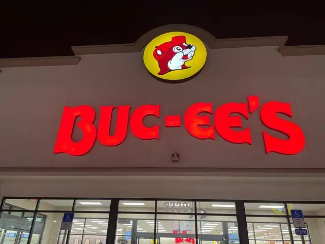 何でも揃う！巨大ガソリンスタンド「Buc-ee's（バッキーズ）」とは？（前編）【アメリカ】