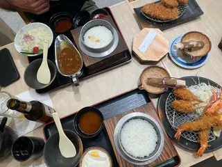 バンコクで行列を作る美味しいトンカツのお店【タイ】