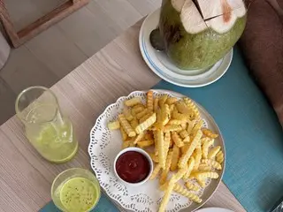 プーケット・パトンビーチのヘルシーカフェレストラン【タイ】
