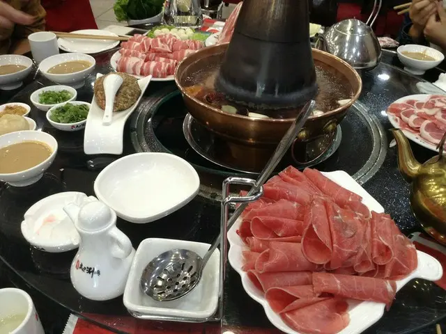 しゃぶしゃぶは羊肉が定番-中国の代表的な鍋料理【中国】